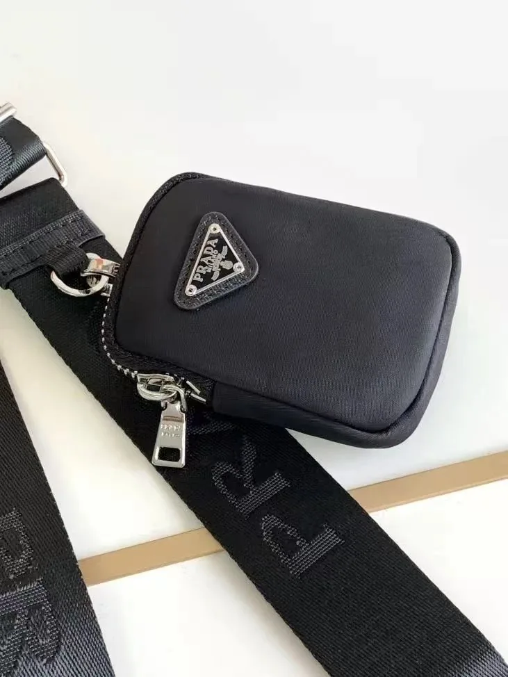 Multiple Pochette Re-Edition Bag — Photo 4