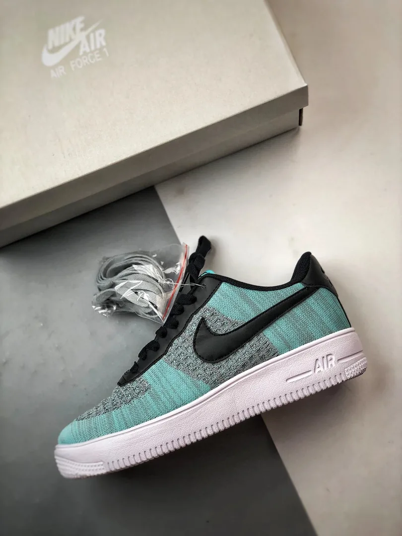 Nike Air Force 1 Flyknit 2.0 Grey Sneakers — Photo 7