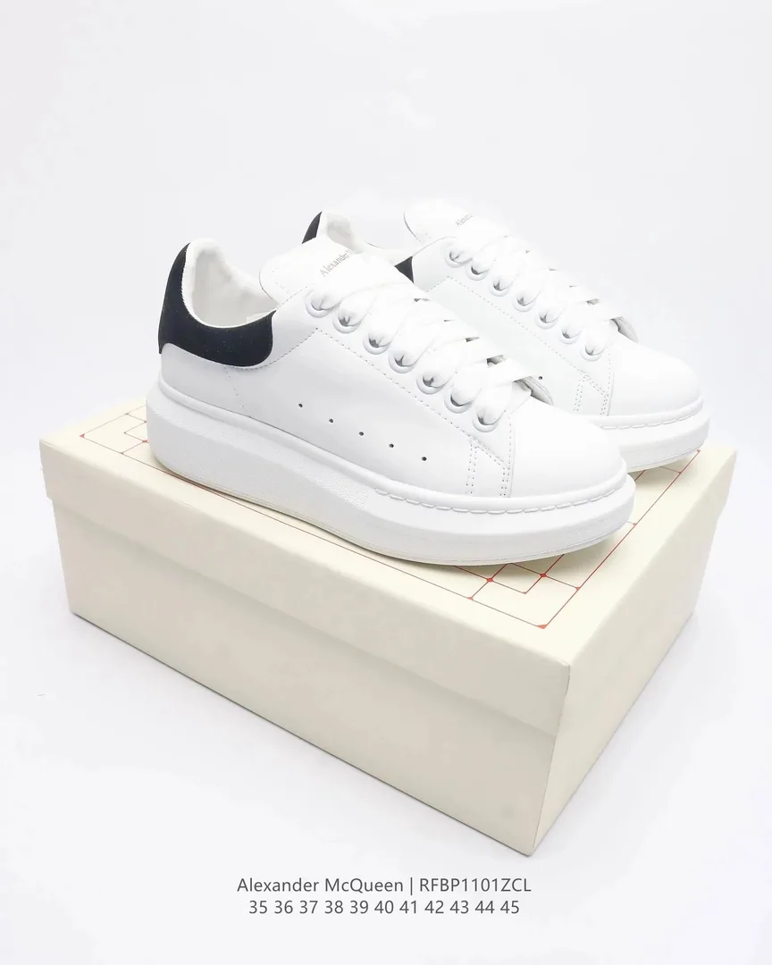 Alexander McQueen Oversized Sneaker White Trainers — Photo 8