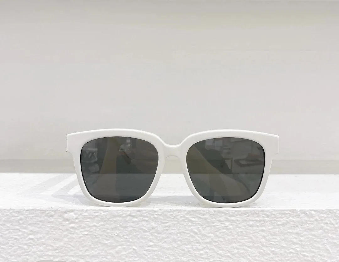 Saint Laurent SL M40 Sunglasses — Zdjęcie 13