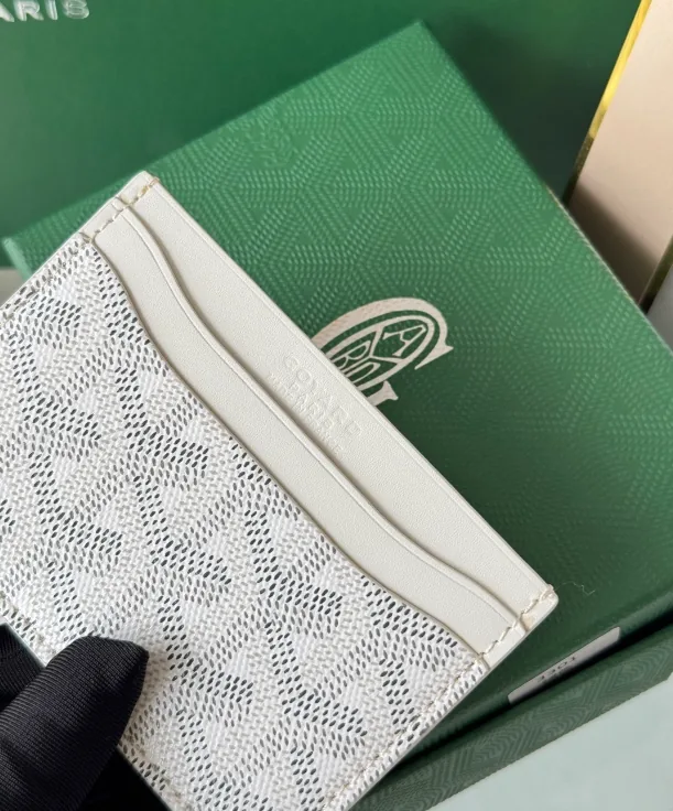 Goyard Leather Card Holder — Photo 9