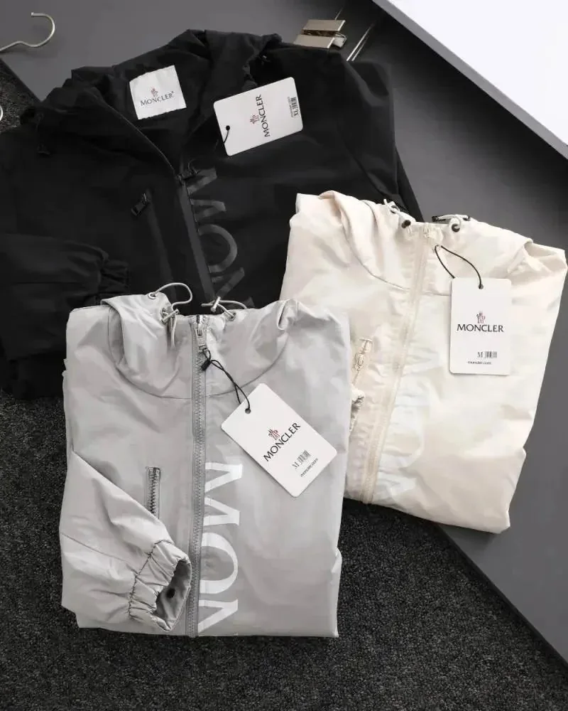 Moncler Logo Print Hooded Windbreaker — photo 6