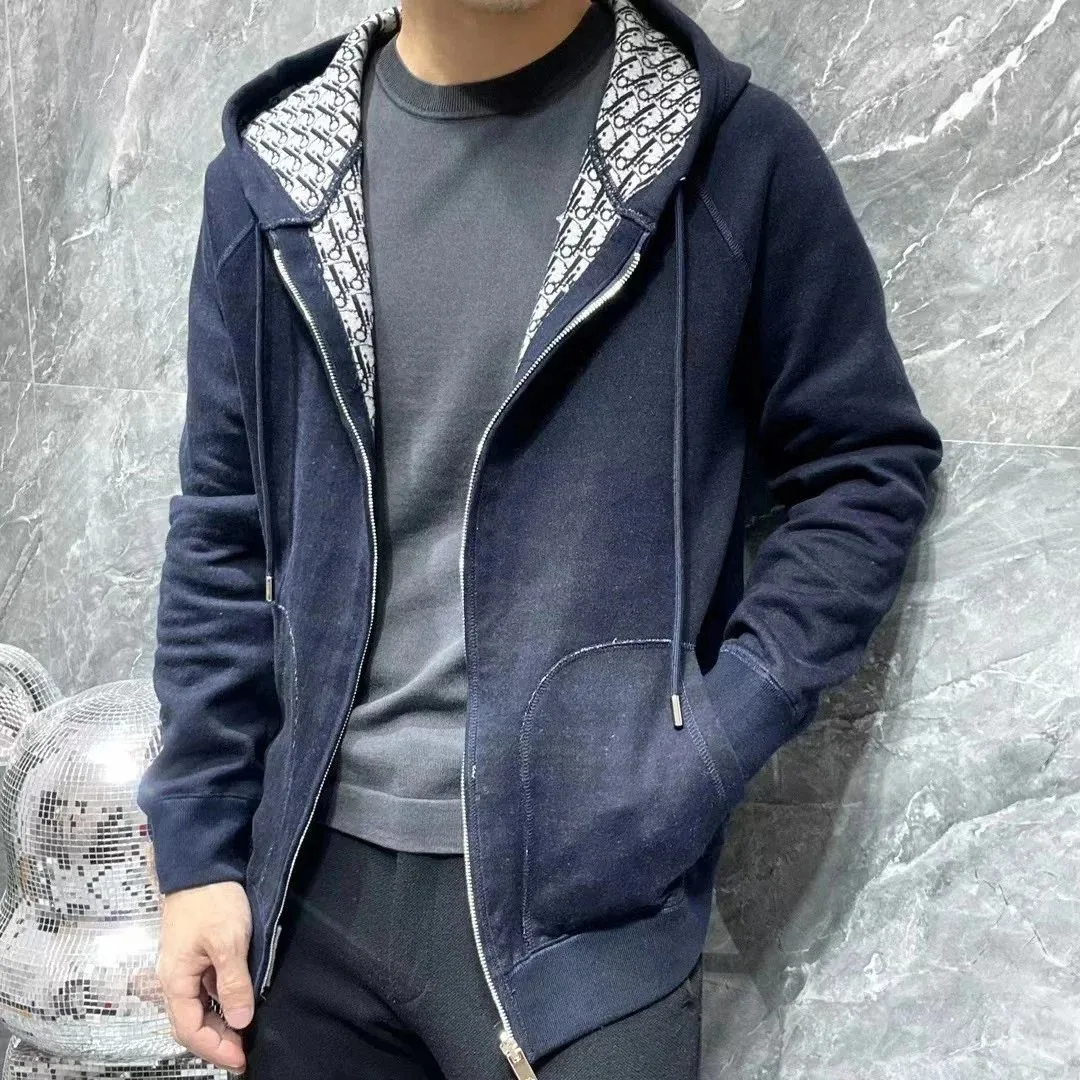 Streetwear Pullover Hoodie — QC