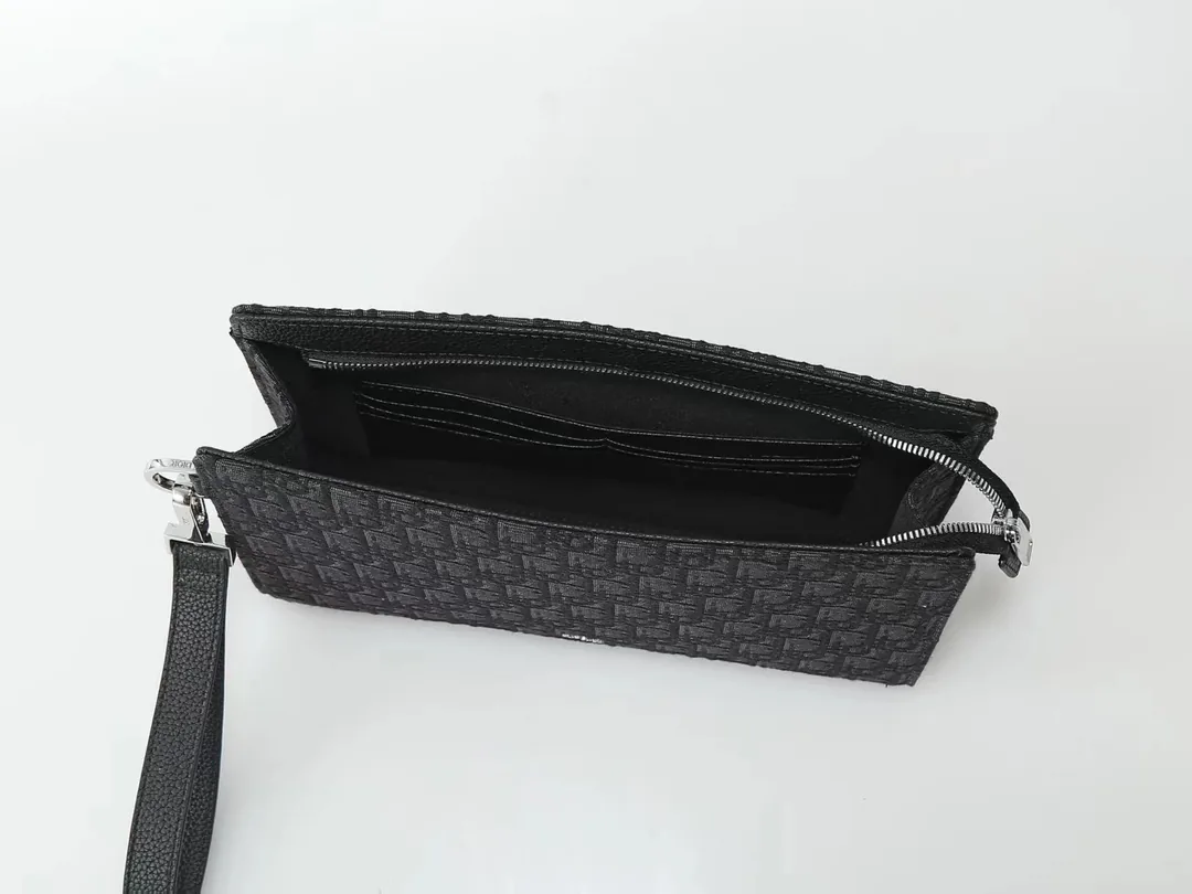 Dior Oblique Jacquard Clutch Bag — photo 8