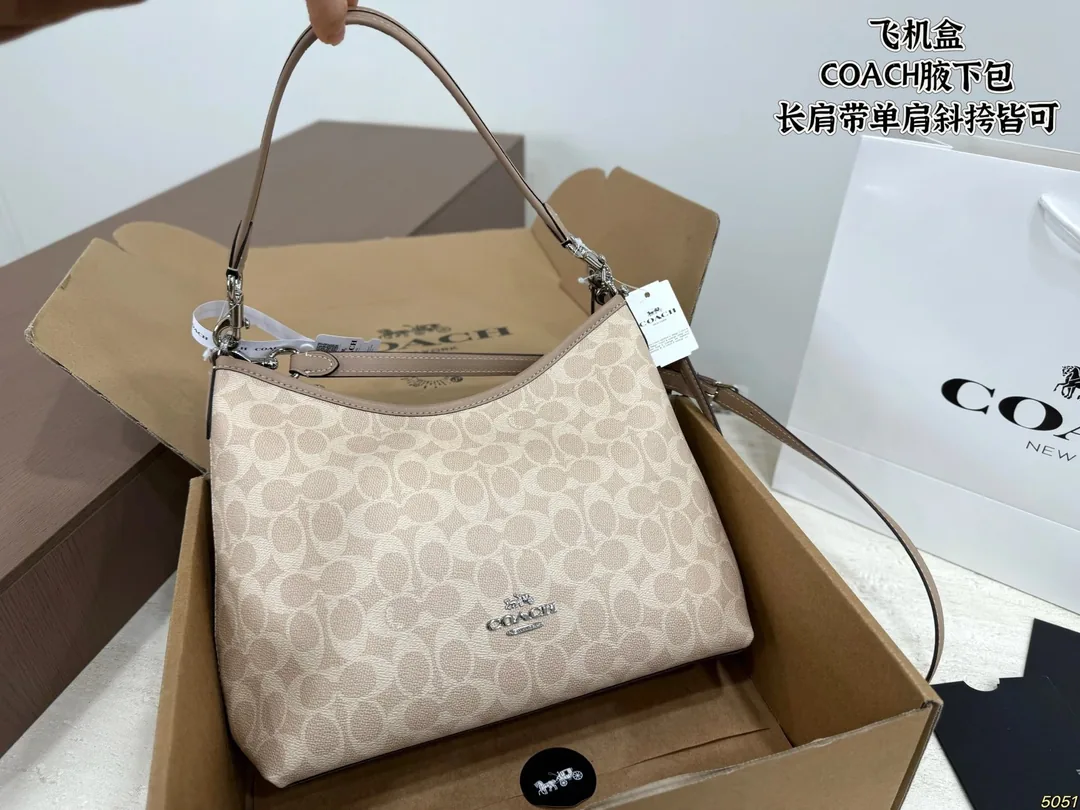 Coach Underarm Shoulder Bag — QC