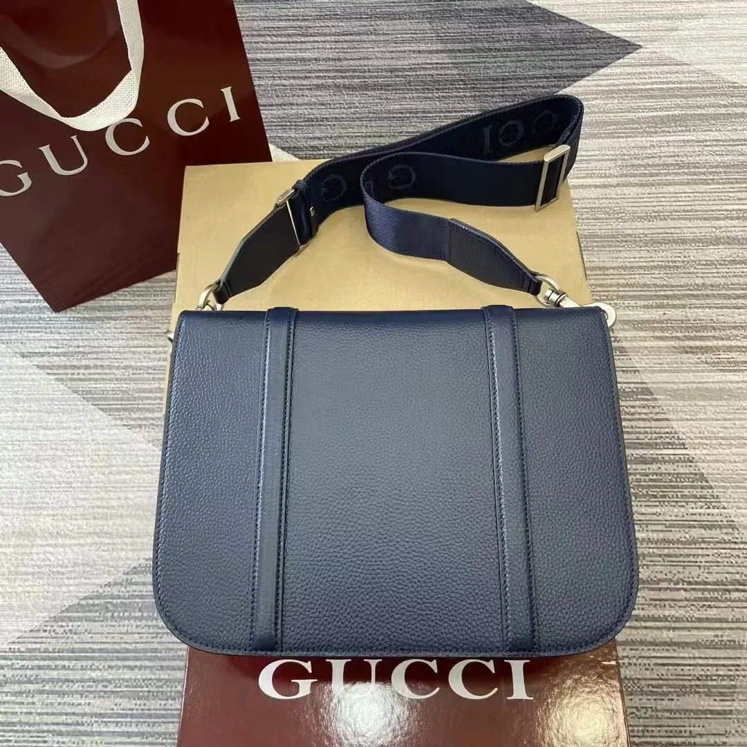 Gucci Crossbody Bag — Photo 2