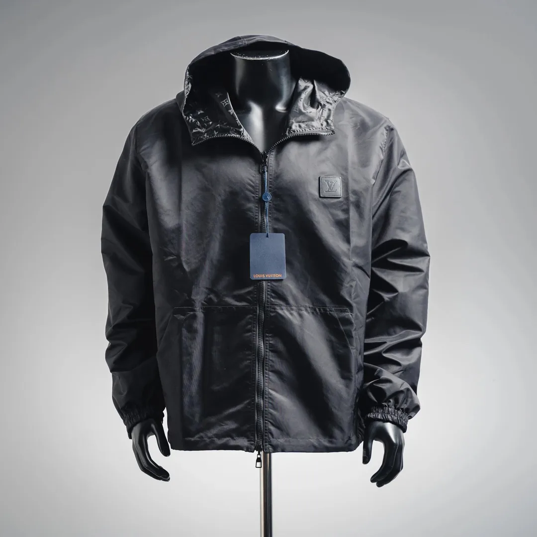 Jacquard Reversible Windbreaker — Photo 11