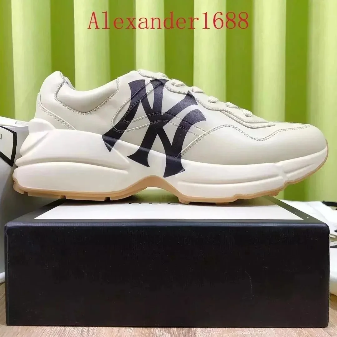 Gucci Rhyton Beige Trainers — Photo 12