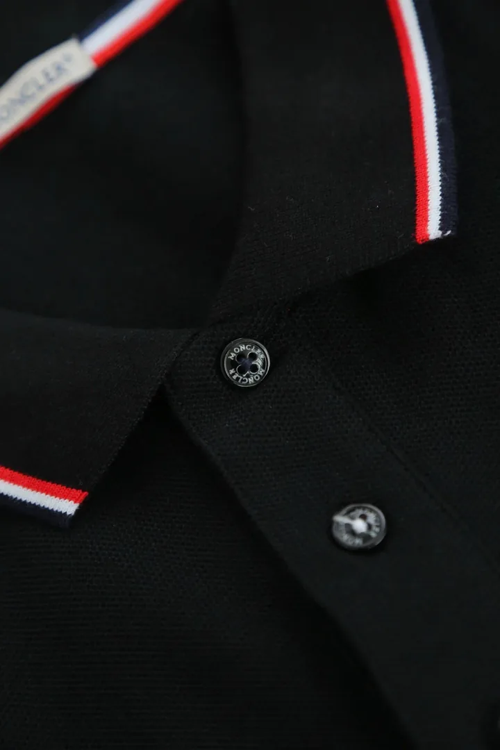Moncler T-Shirt — Photo 6