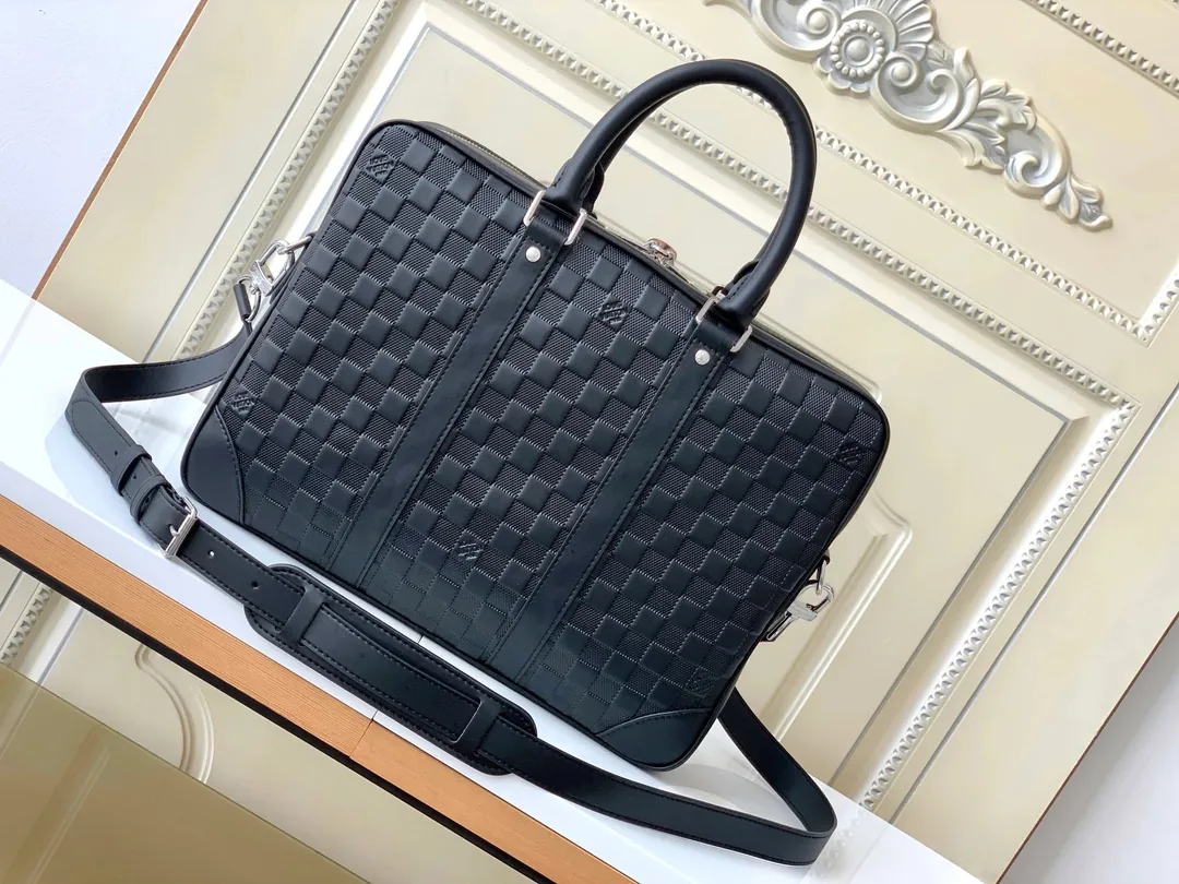 Louis Vuitton Black Monogram Briefcase — Photo 12