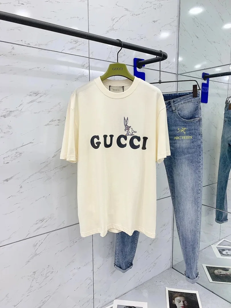 Short-Sleeve Tee — Photo 5
