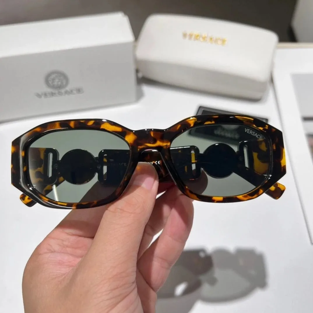 Cat-Eye Green Sunglasses — Photo 8