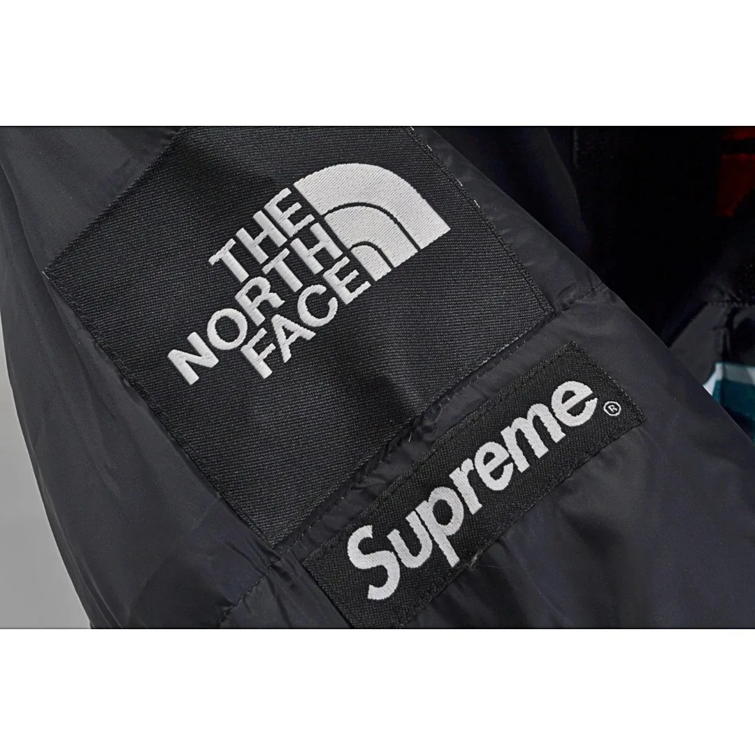 Supreme Statue Of Liberty White Down Jacket — Photo 9