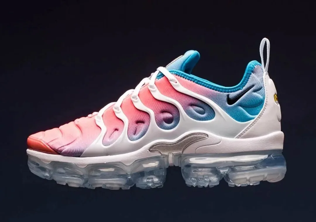 Nike Air VaporMax Plus Mesh Cushion Platform Sneakers — Photo 15