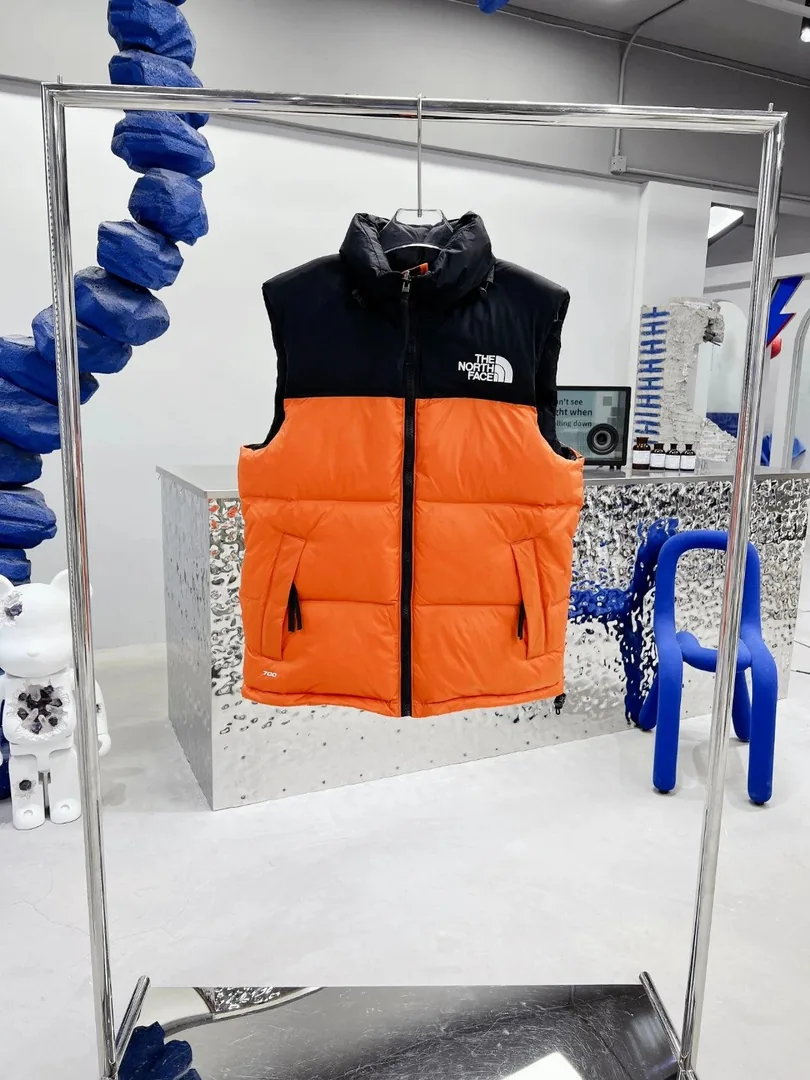 Classic Fleece-Lined Vest — photo 7