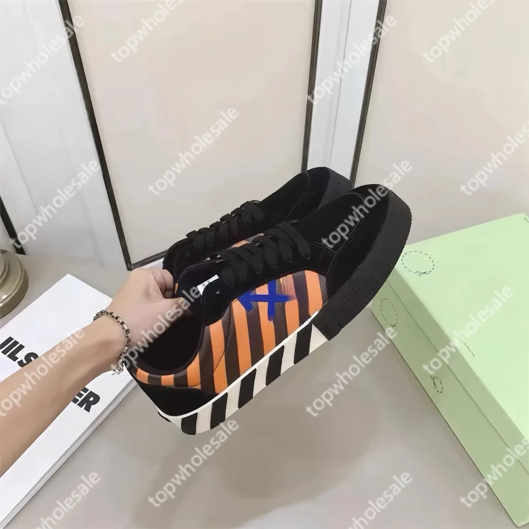 Off-White ODSY-1000 White Lace-Up Skate Shoes — photo 12