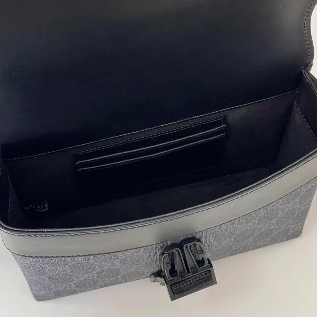 Gucci Leather Hobo Bag — QC