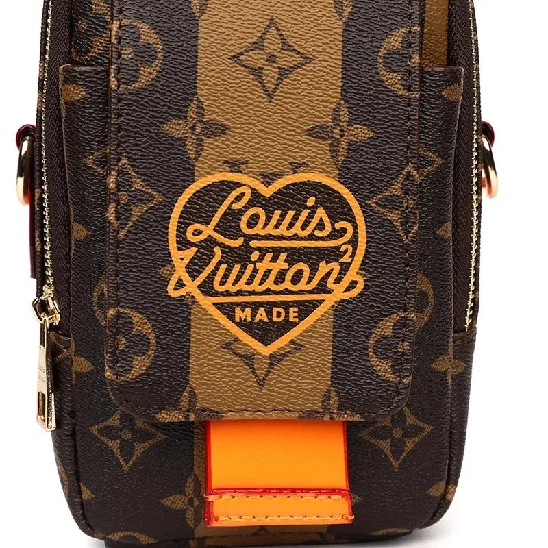 Louis Vuitton Women's Bag — Photo 6