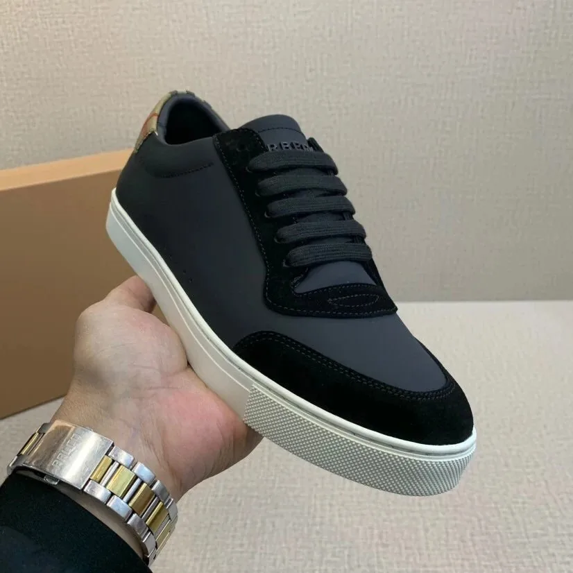 Burberry White Plain Leather Sneakers — QC