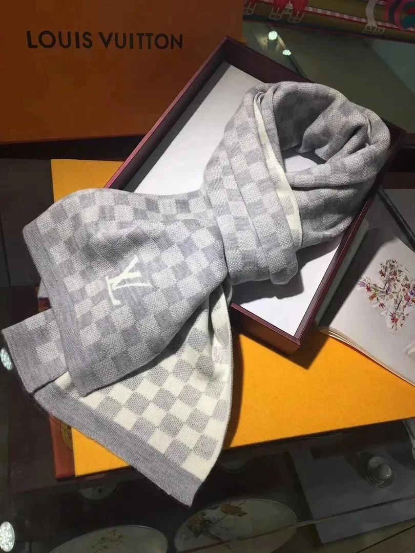 Autumn Winter Scarf — QC