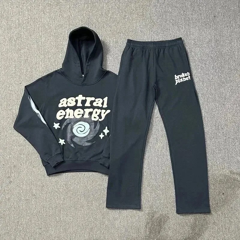 Two-Piece Set — Photo 4