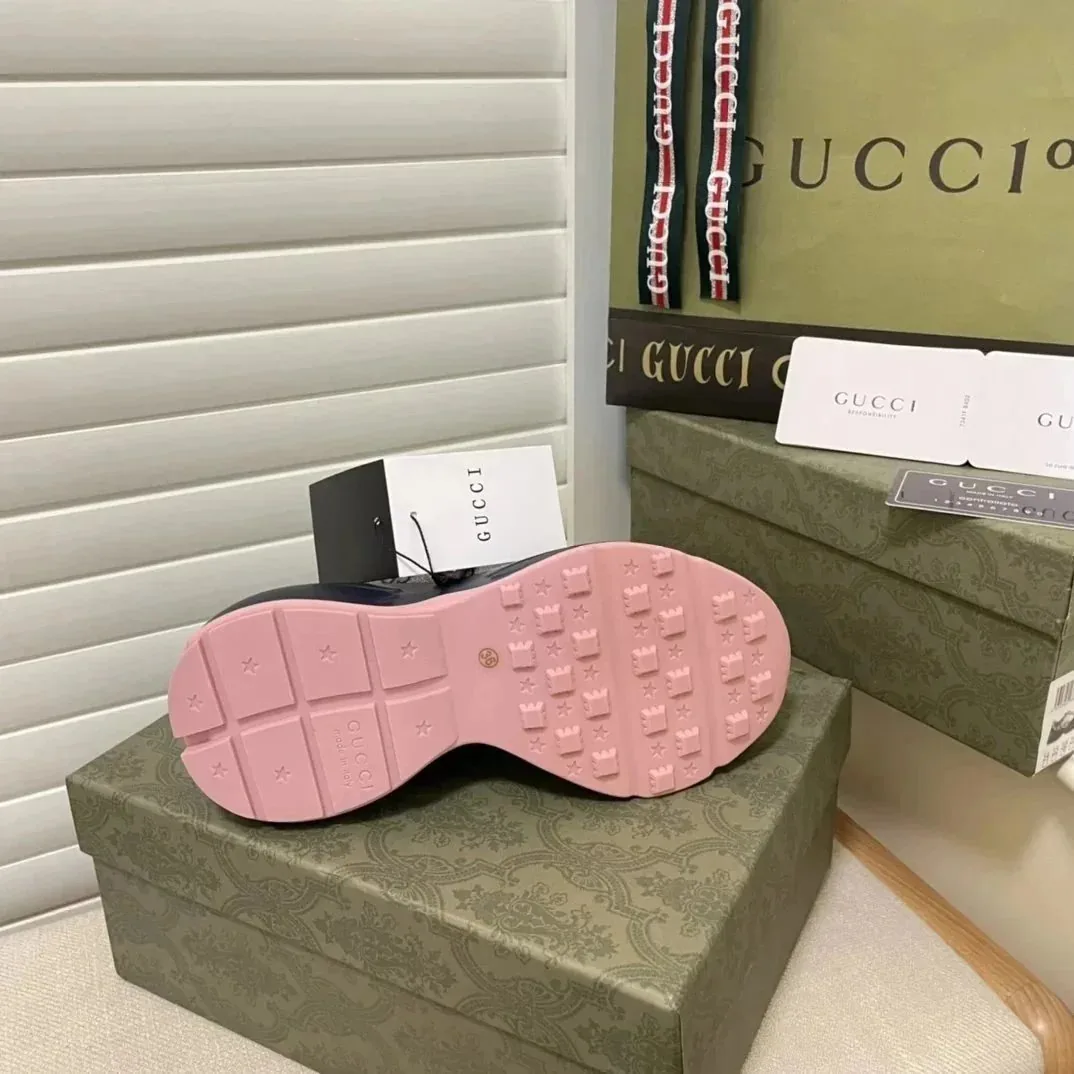 Gucci Run Beige Platform Dad Shoes — Photo 4