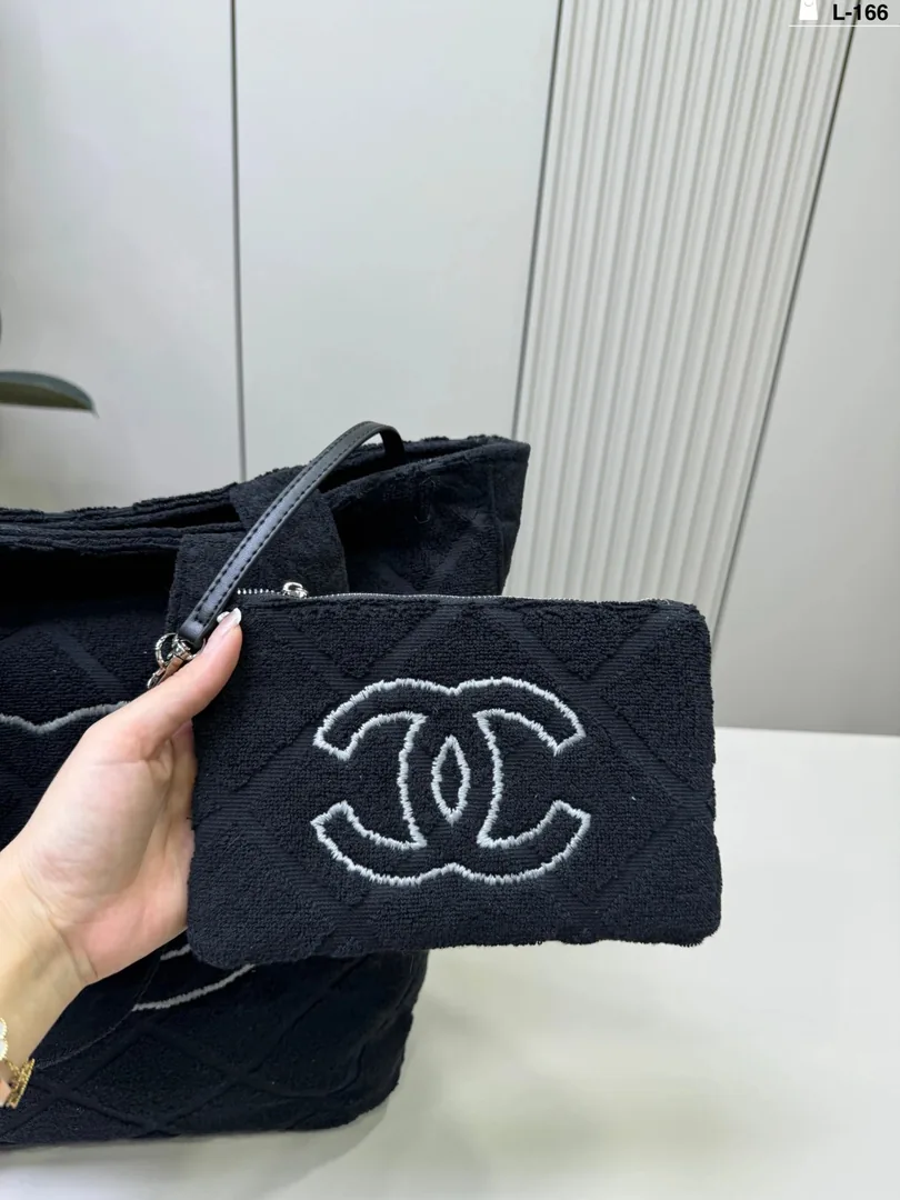 Chanel 22 Bag — photo 6