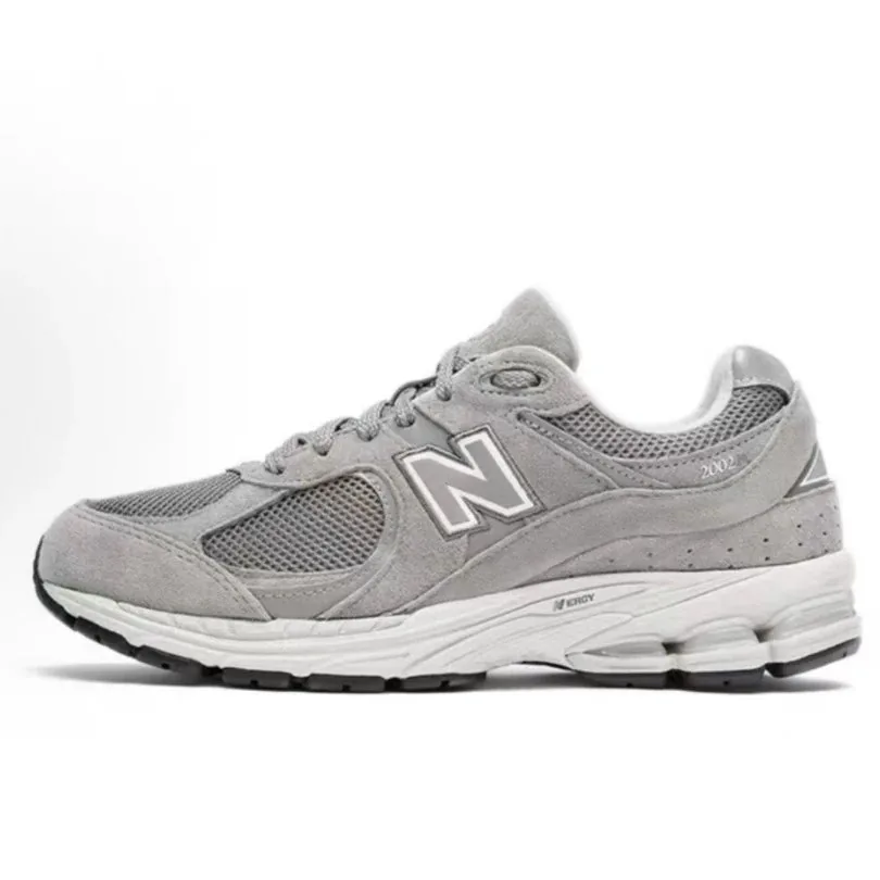 New Balance 2002R Cushioned Runners — Photo 8