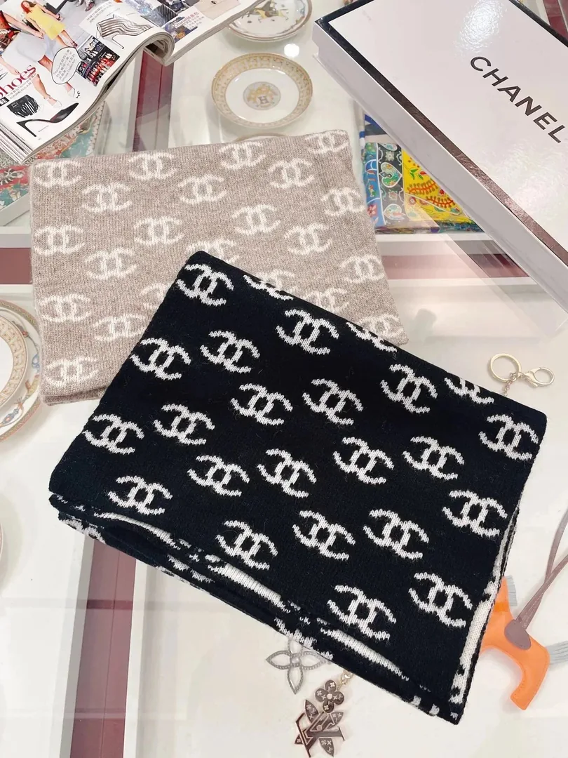 Cashmere Knit Scarf — Photo 2