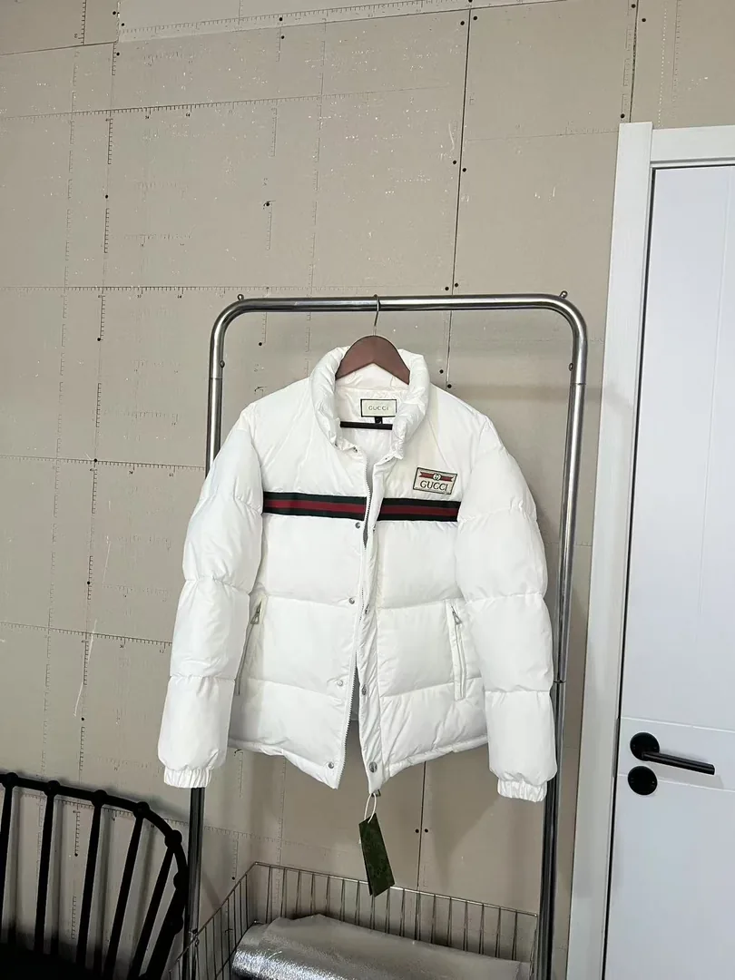 Gucci Down Jacket Vest Set — Photo 6