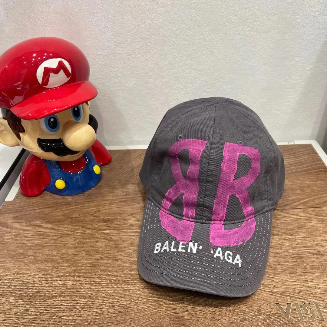 Balenciaga Grey Distressed Print Cap — Photo 4