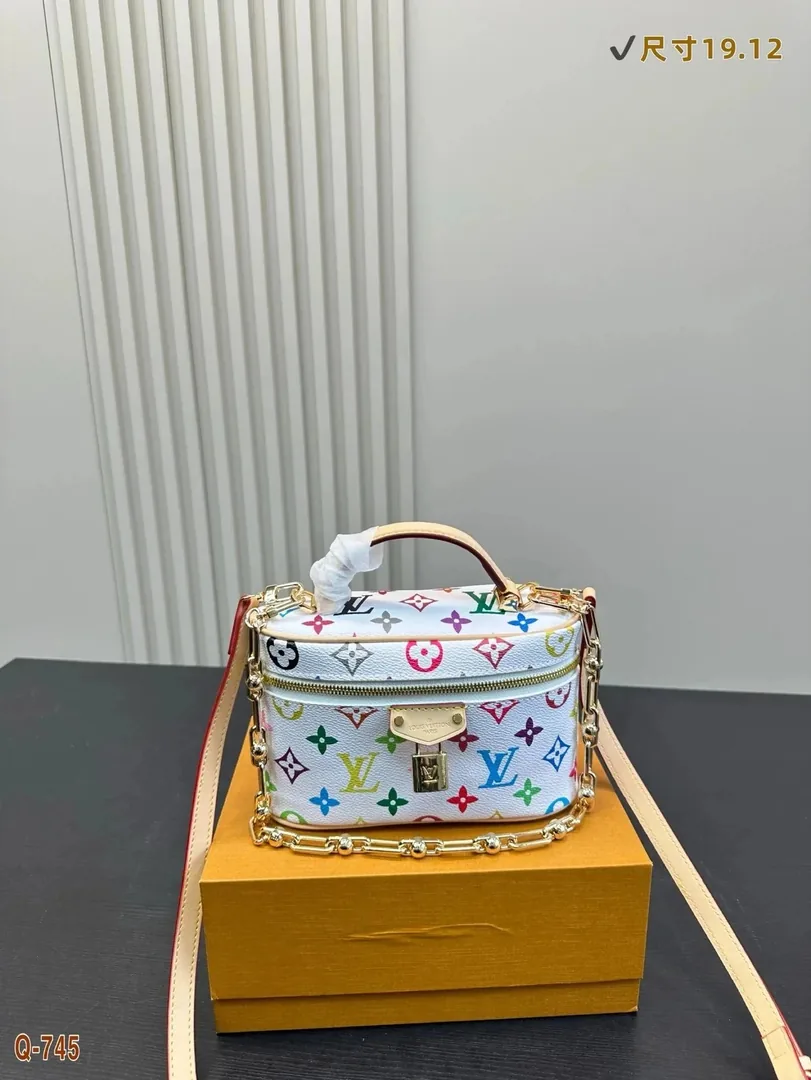 Bag Collection — Photo 7