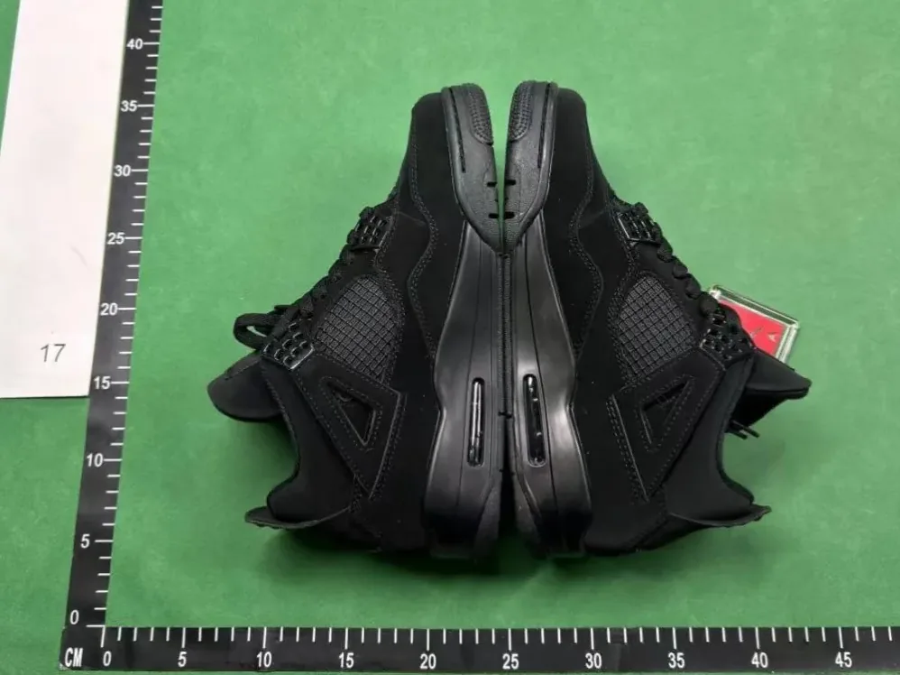 Air Jordan 4 Black Red — Photo 13
