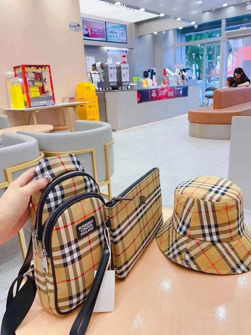 Three-Piece Bag Set — Photo 2
