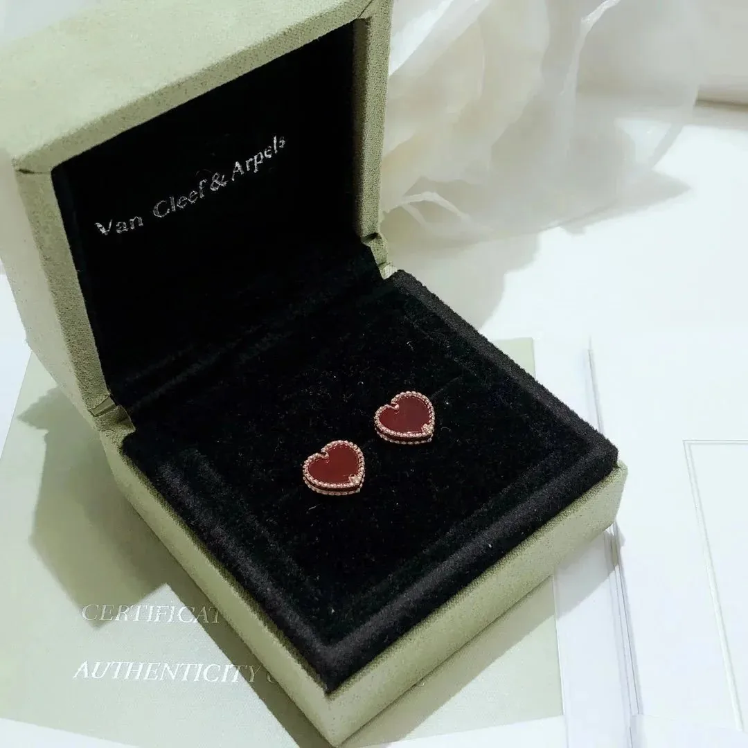 Van Cleef Arpels Necklace Gift Box — Photo 13