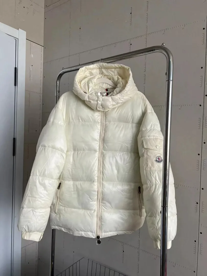 Down Jacket — Photo 2