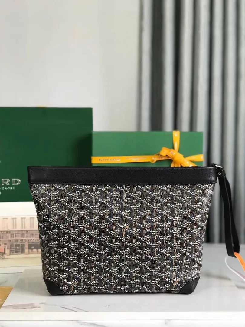 Goyard Conti Pouch — QC