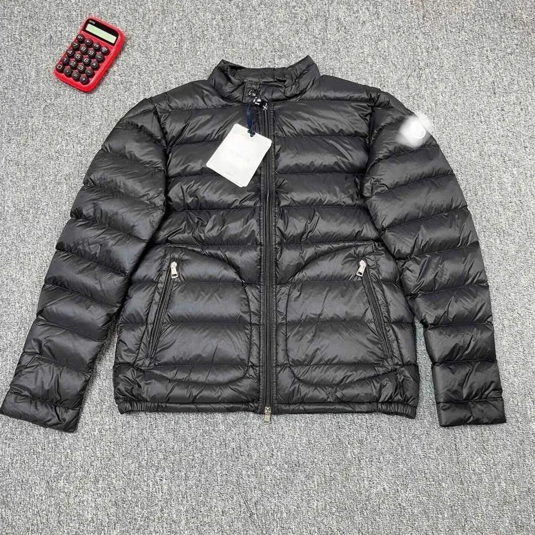 Short Down Jacket — Photo 2