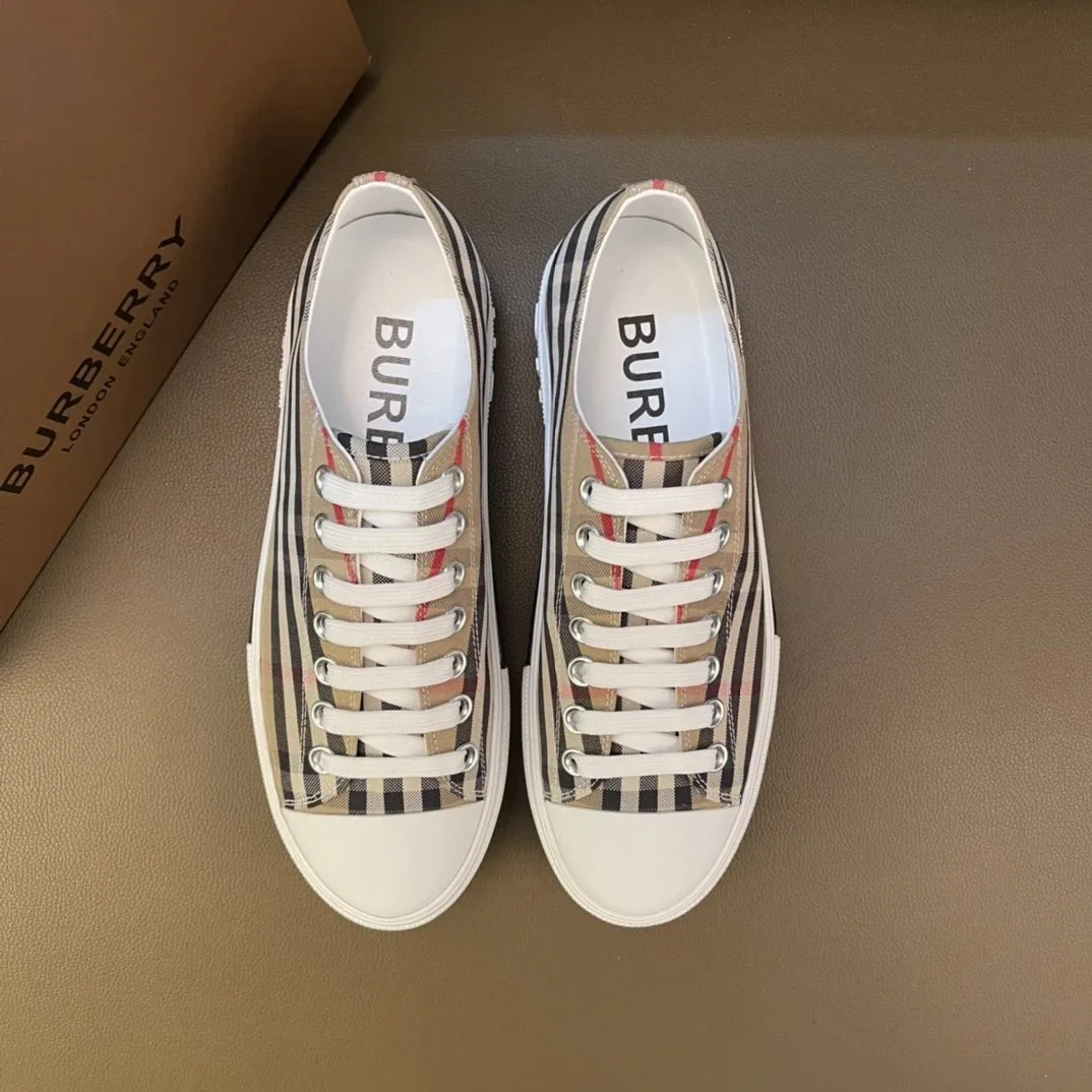 Burberry Grey Vintage Check Sneakers — QC