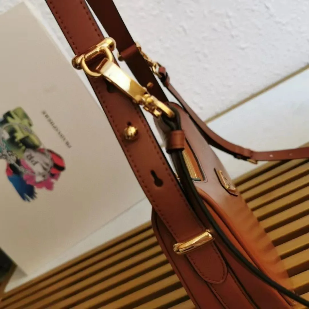 Leather Shoulder Bag — Photo 12