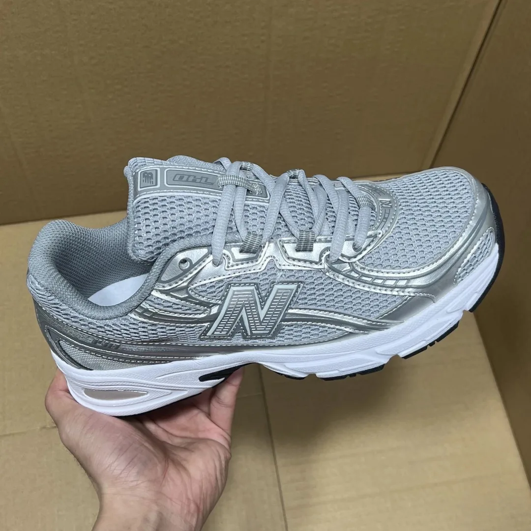 New Balance 740 Grey Low-Top Sneakers — QC
