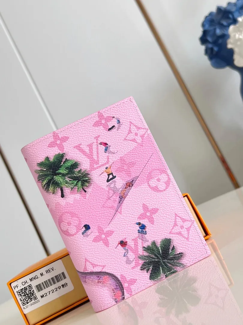 Louis Vuitton Card Holder Wallet — photo 6
