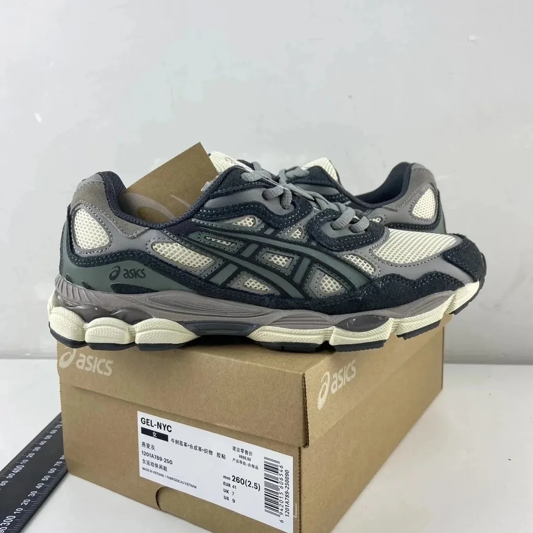 Asics Gel-NYC Dad Shoes — Photo 7
