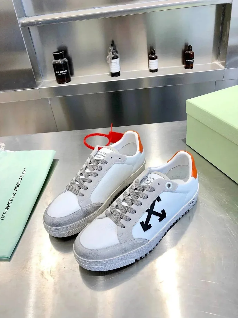Off-White Vulc Low Lace-Up Skate Shoes — Photo 13
