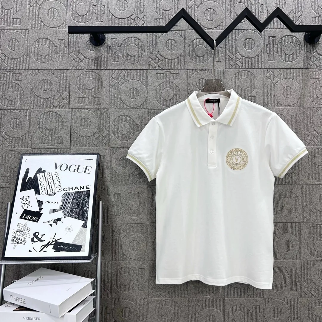 Versace Short-Sleeve Tee — Photo 11