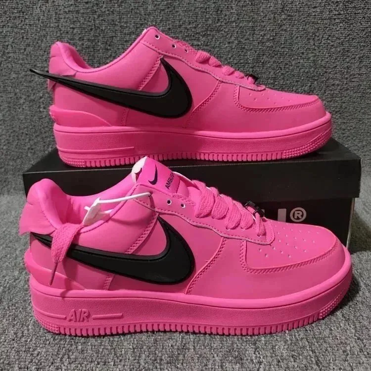 Nike Air Force 1 Trainers — Photo 9