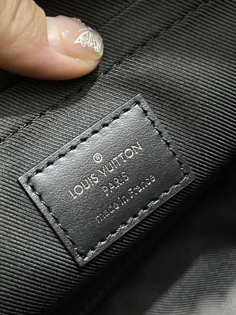 Louis Vuitton Black Pillow Bag M45936 — QC