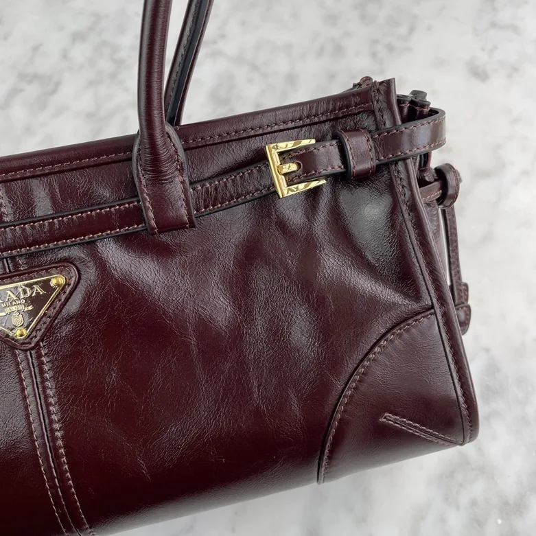 Bonnie Leather Handbag — Zdjęcie 13