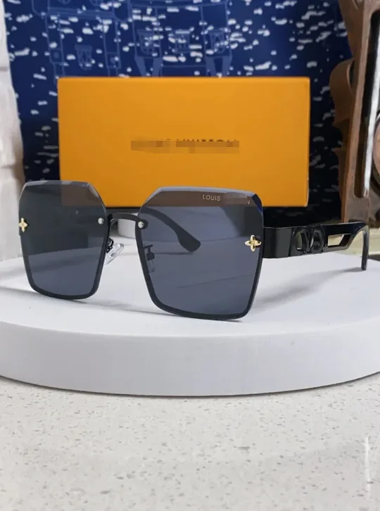 Gold Irregular Metal Sunglasses