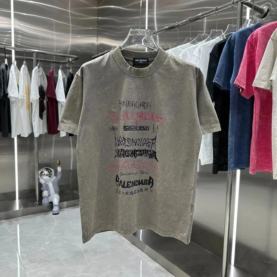 Balenciaga Logo T-Shirt Collection — QC
